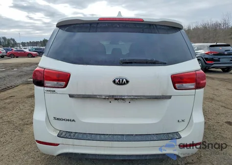 2016 Kia Sedona Lx z USA, uszkodzony, nr VIN KNDMB5C19G6113952